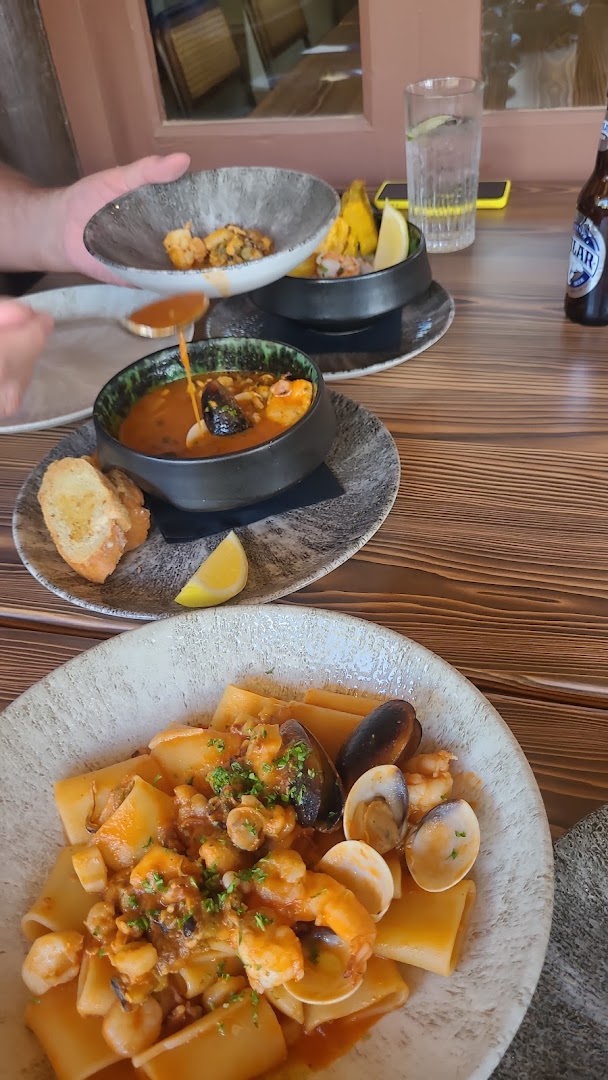 Don Julio Italian Grill: appetizing food photography