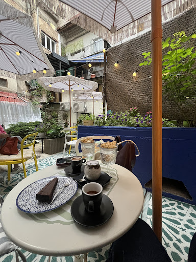 Kexich: inviting atmosphere and food presentation