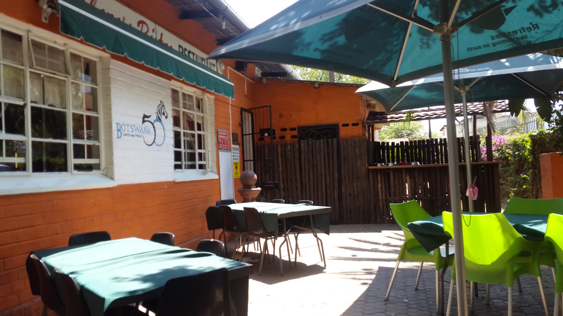 Barbara's Bistro: clear photo of restaurant terrace