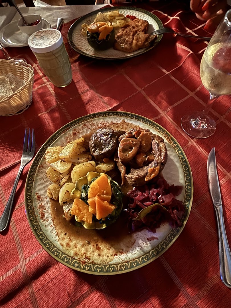 Barbara's Bistro: appetizing, clear photo of food