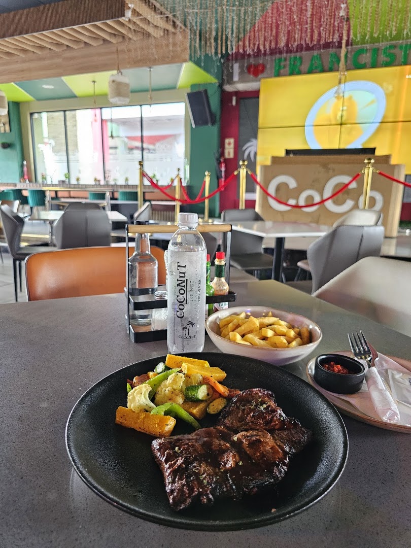 Coconut Lounge Lifestyle: appetizing food shot in venue