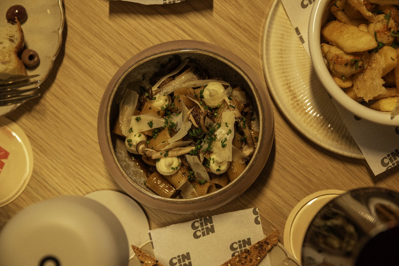 CinCin Wine Bar: appetizing, high-quality food photography