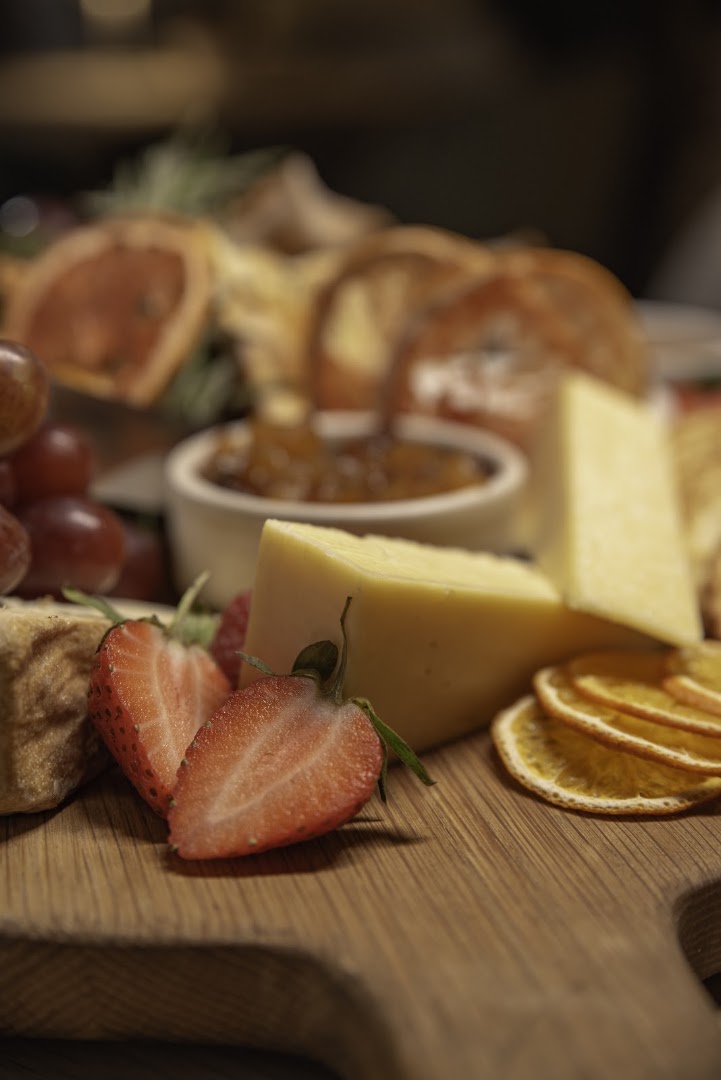 CinCin Wine Bar: appetizing, high-quality food photography