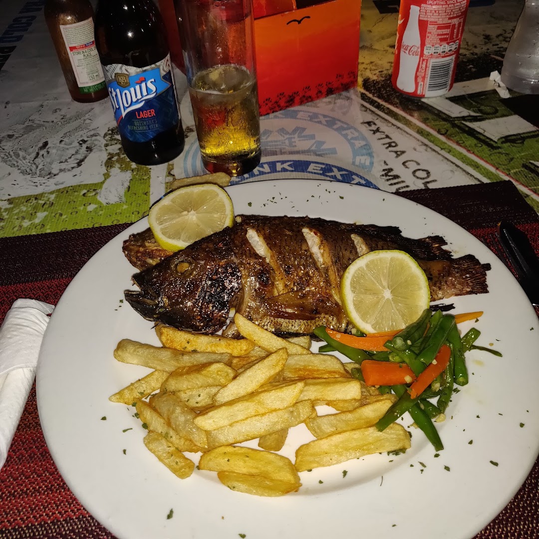 Hunters Pub & Grill: appetizing food photo for bar