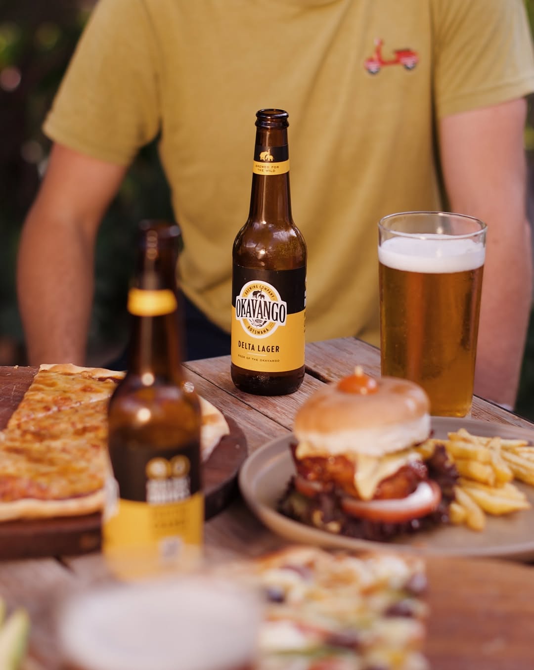 Bull & Bush Maun: appetizing food and drink photography