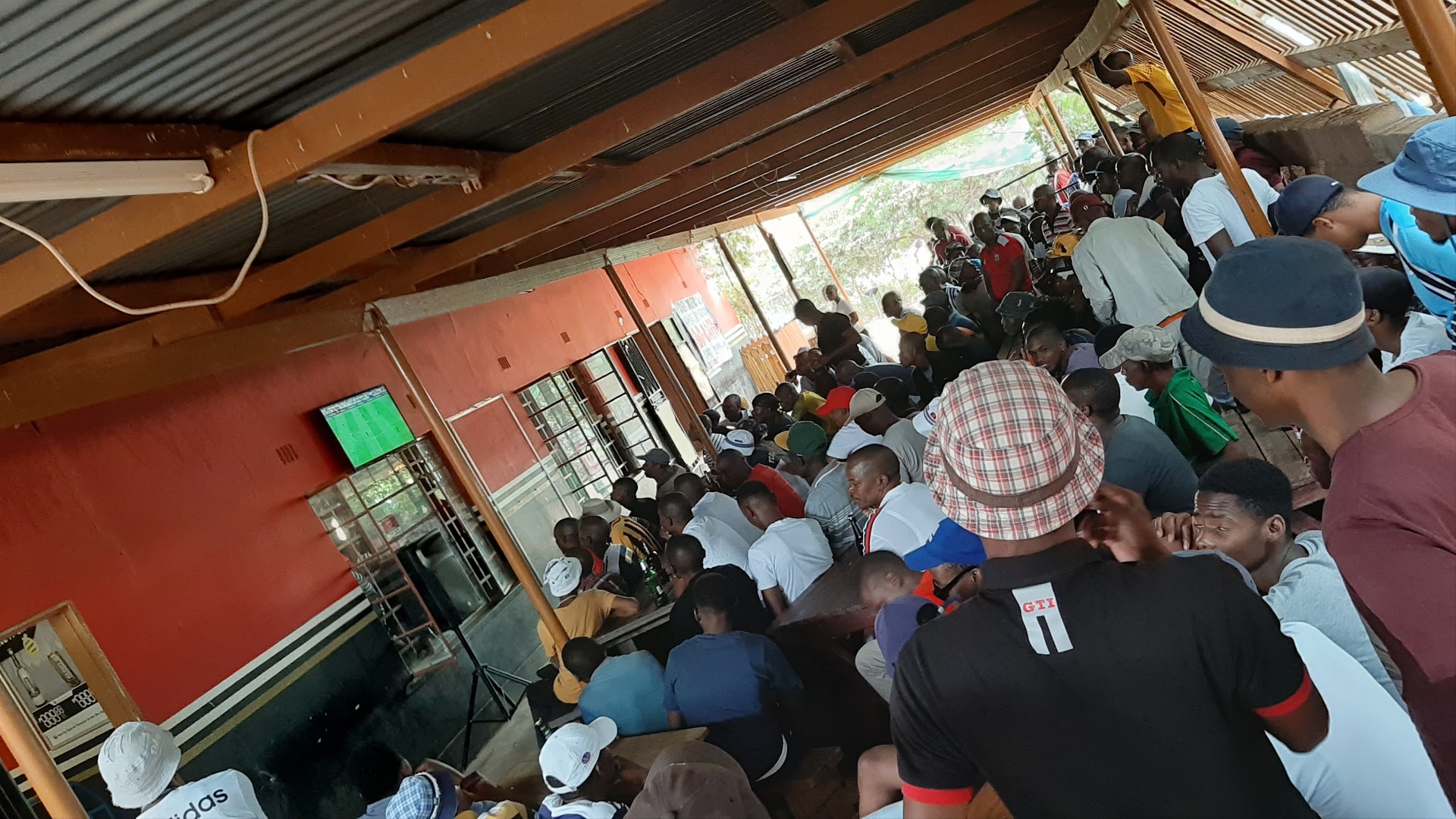 Leobah's Pub Ramotswa: venue's lively atmosphere