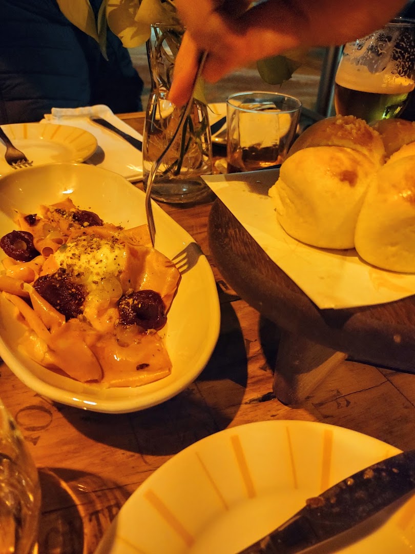 Rex Bibendi: appetizing food and drink presentation