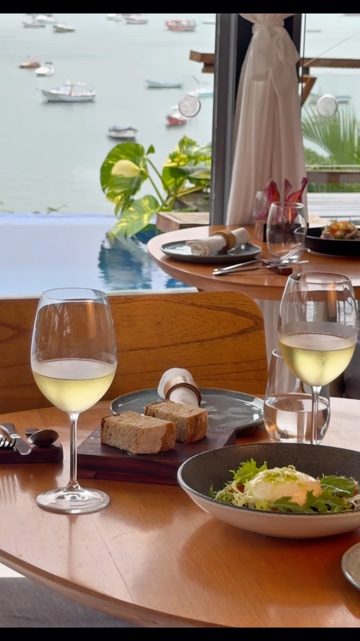 Rooftop by Místico: appealing atmosphere and food presentation