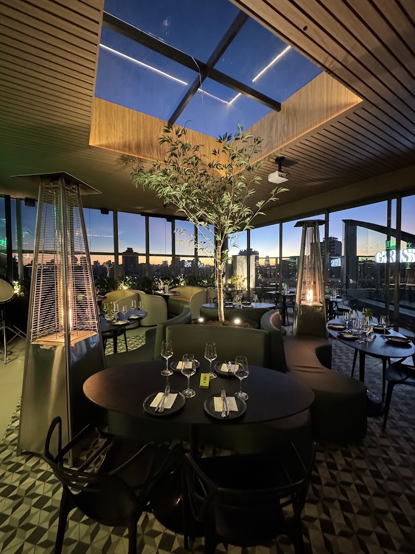 Gards Rooftop: beautiful atmosphere and professional photography