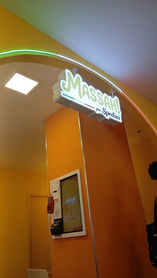 Massah! per Spedini: clear photo of restaurant signage