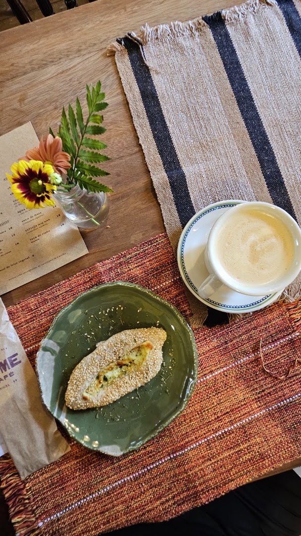 Môme Café: appealing food and drink presentation
