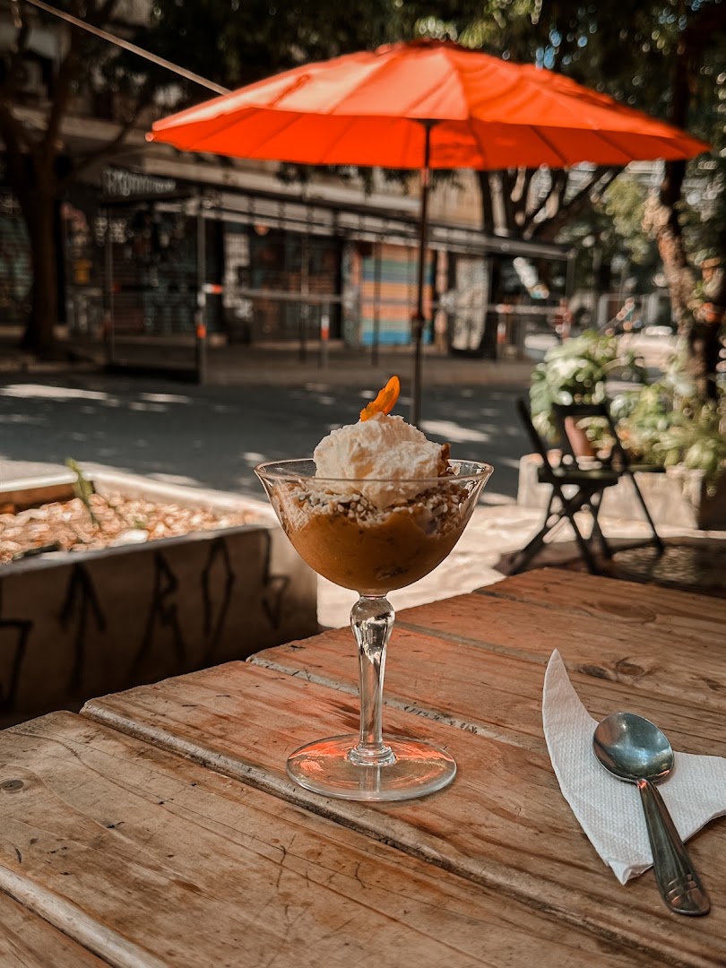 Amado Restaurante: appetizing food photo with atmosphere