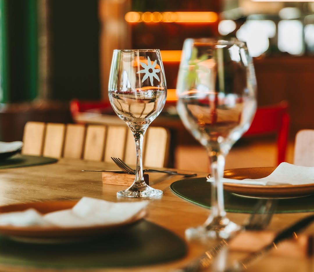 Araá: professional and inviting restaurant atmosphere