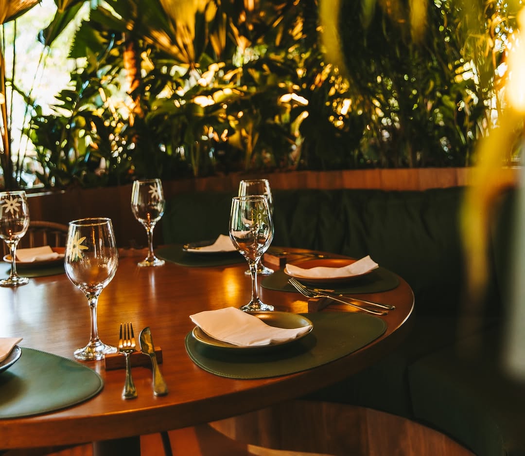 Araá: inviting and professional restaurant atmosphere