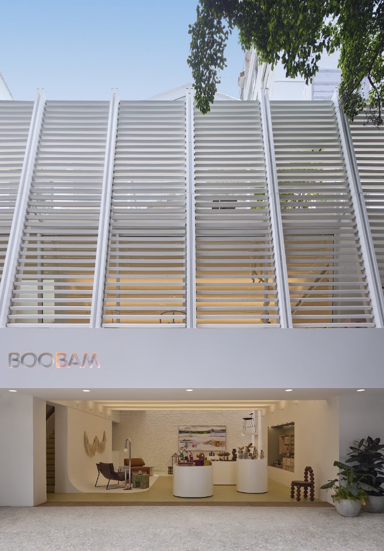 Boobam Ipanema: professional storefront and interior view