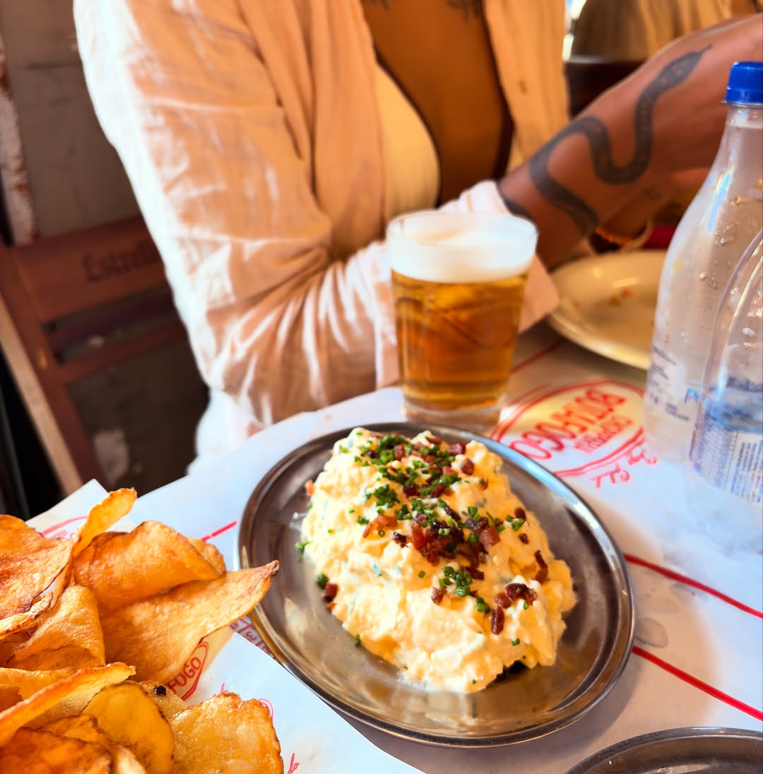 Chopperia Botafogo: appetizing food and drink photo