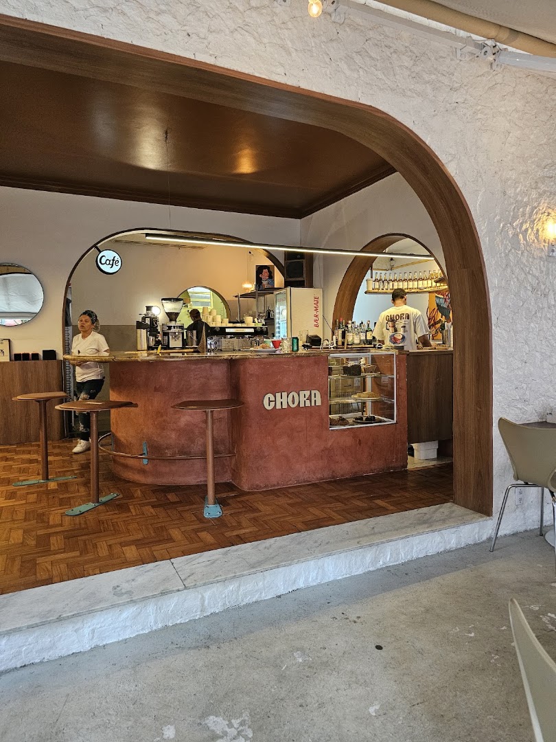 Chora Café: clear, inviting view of interior