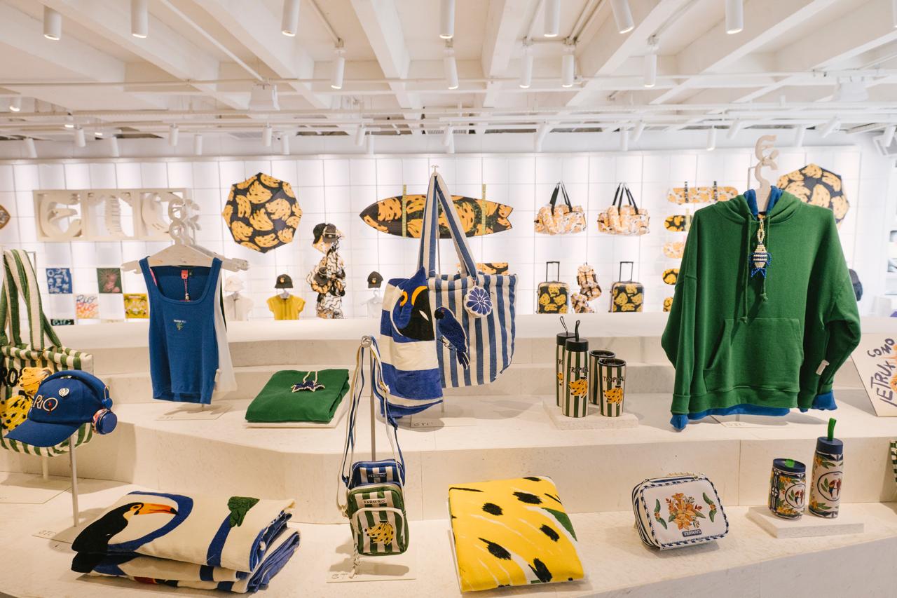 Farm Etc: clear, professional shop product display