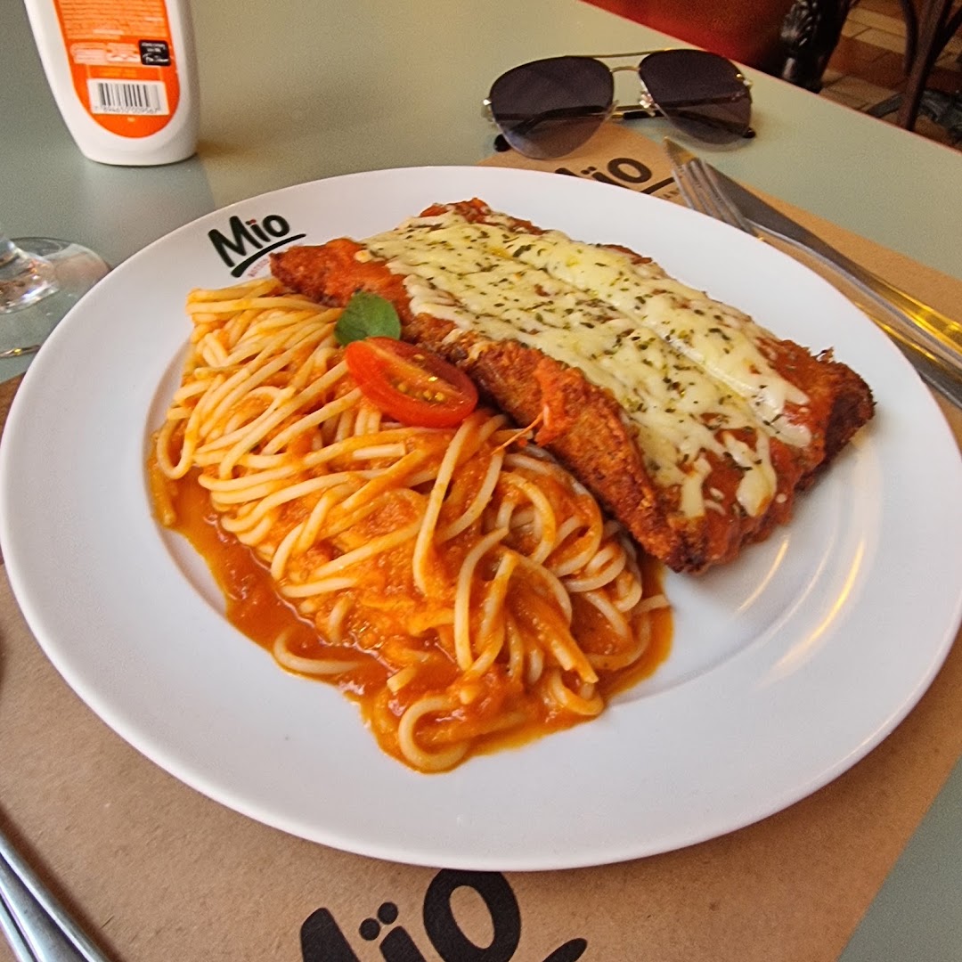 Mio Boteco: appetizing food photo at venue