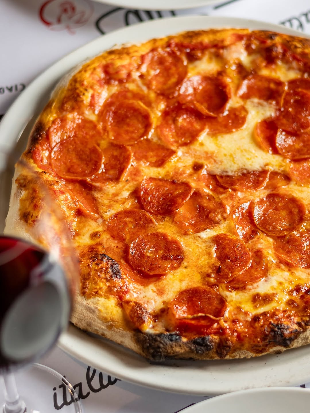 Pissa: appetizing, high-quality food photography