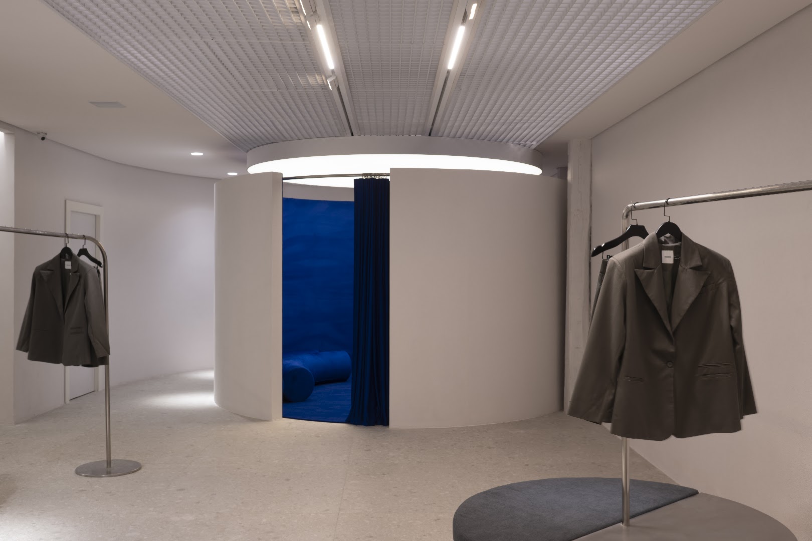 FRANCESCA: clean professional shop interior shot