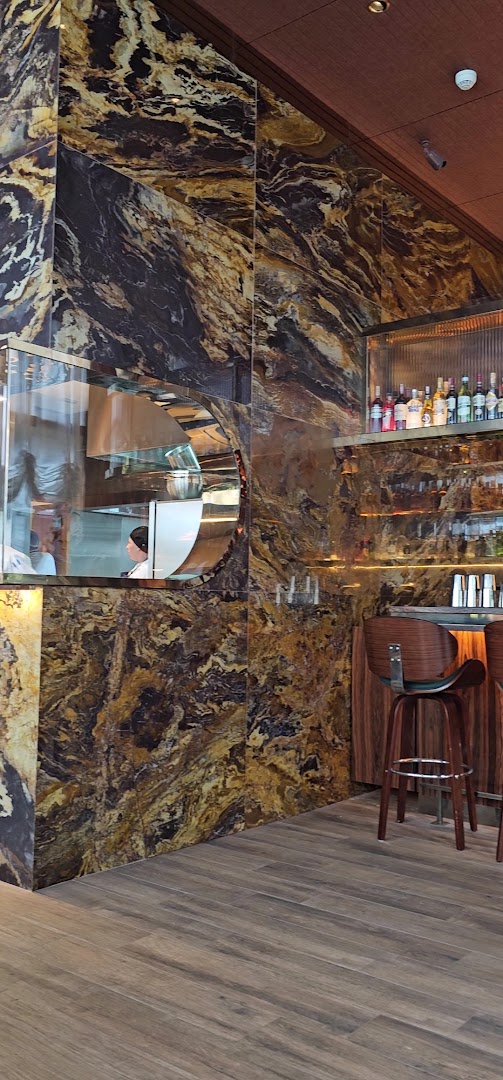 Gianni: high quality interior atmosphere shot