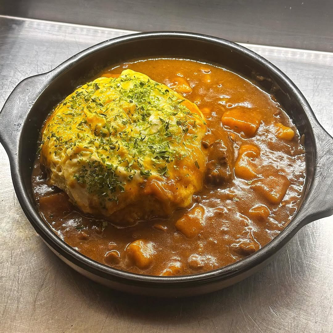 KuroMoon Ramen: appetizing, high-quality food photography