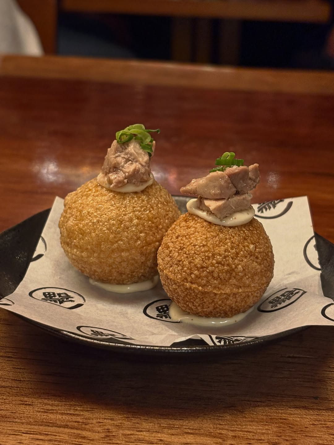KuroMoon Ramen: appetizing, high-quality food photography