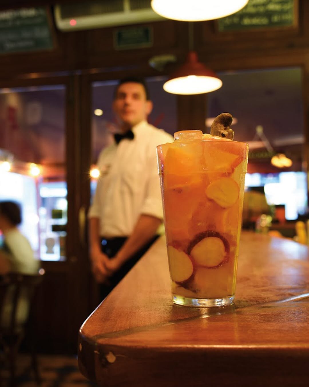 Le Jazz Café: professional shot of signature drink
