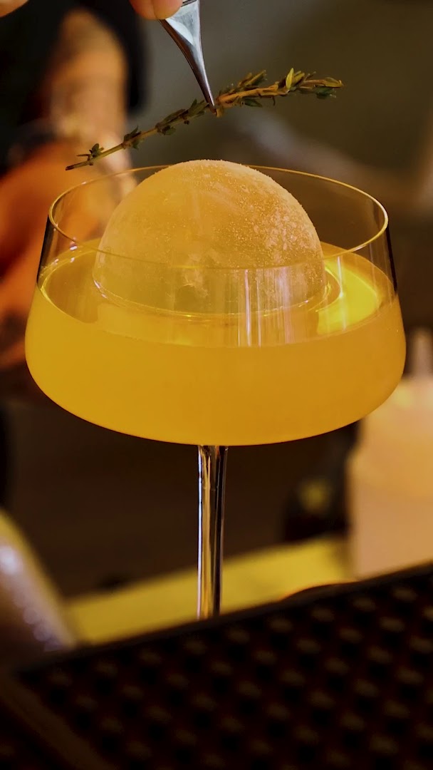 Nômade Bar e Restaurante: high quality professional cocktail photo