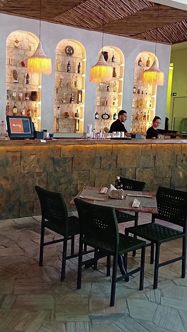 Nômade Bar e Restaurante: clear shot of venue interior