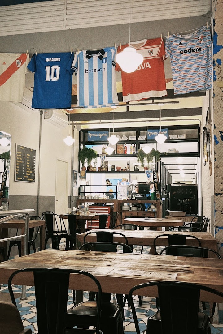 Repiola: venue atmosphere and interior