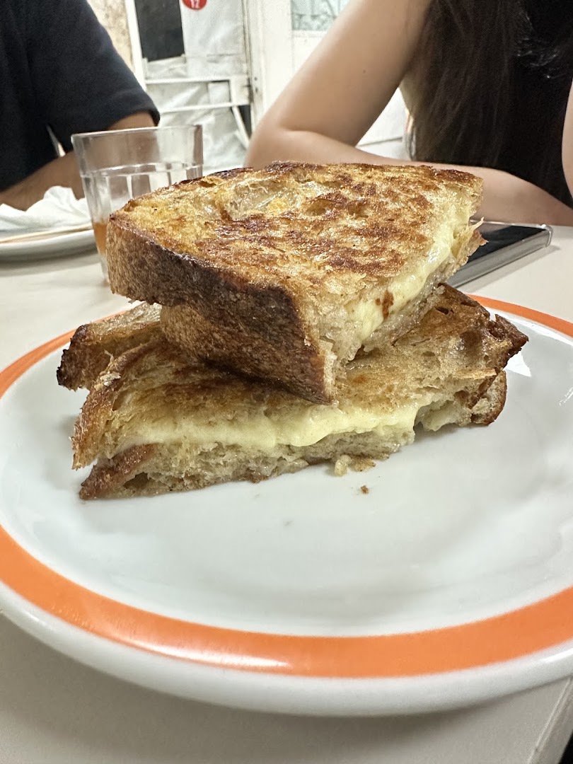 Tona Café: appetizing photo of served food