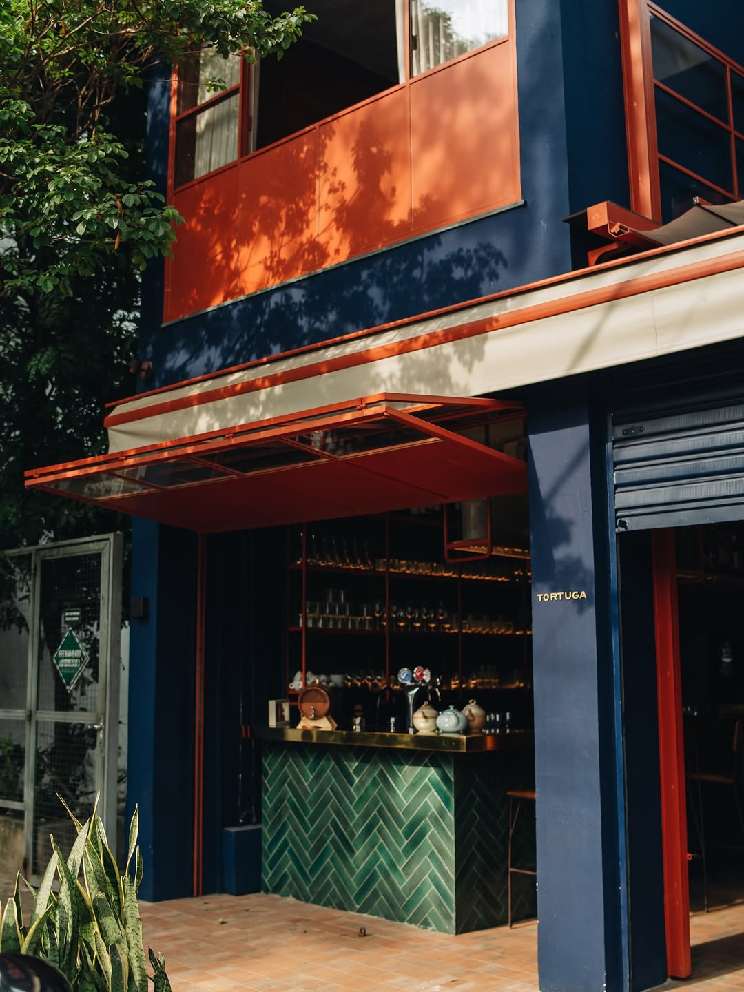 Tortuga: high quality exterior venue shot