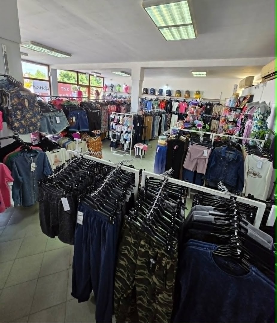 Bagsi Bulgaria: clear view of shop interior