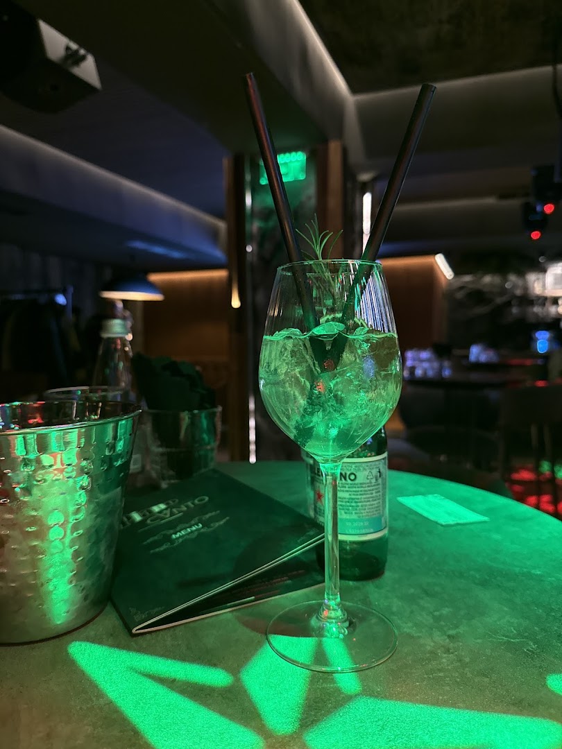 Bar Canto: appealing drink photo in venue