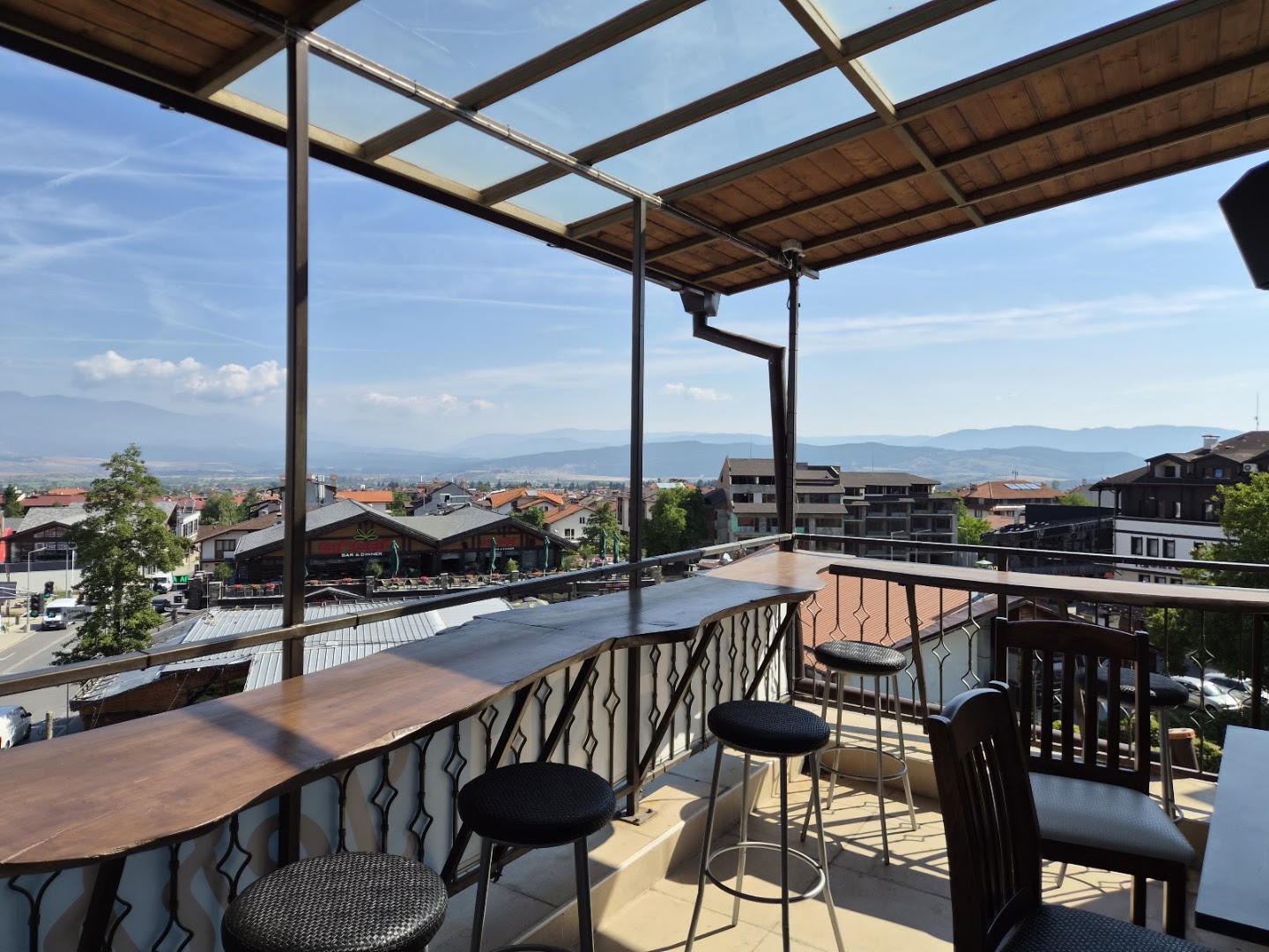 Sky High Kitchen: attractive terrace with scenic view