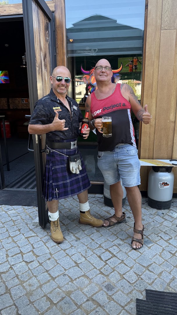 Tipsy 360: customers enjoying the venue