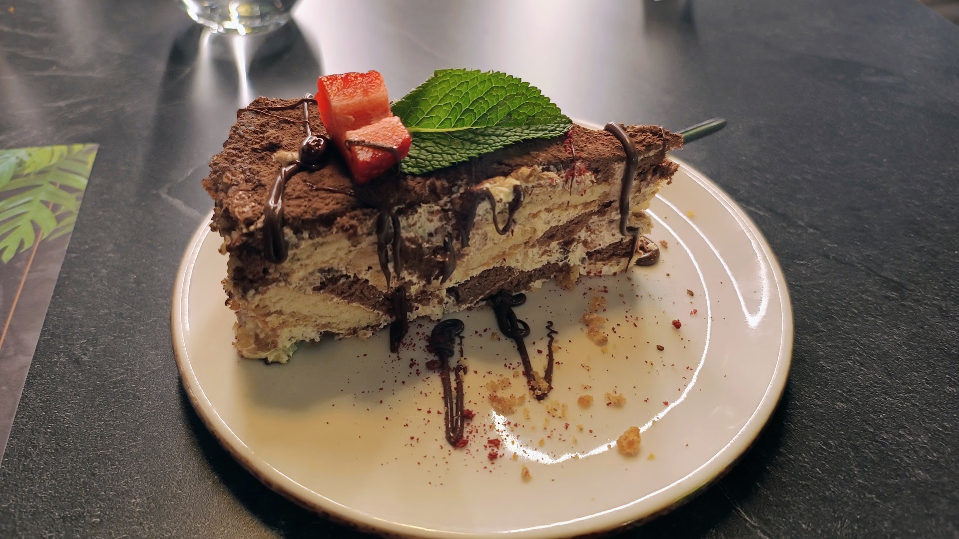 Flora Bar & Grill: appetizing, high-quality food photography