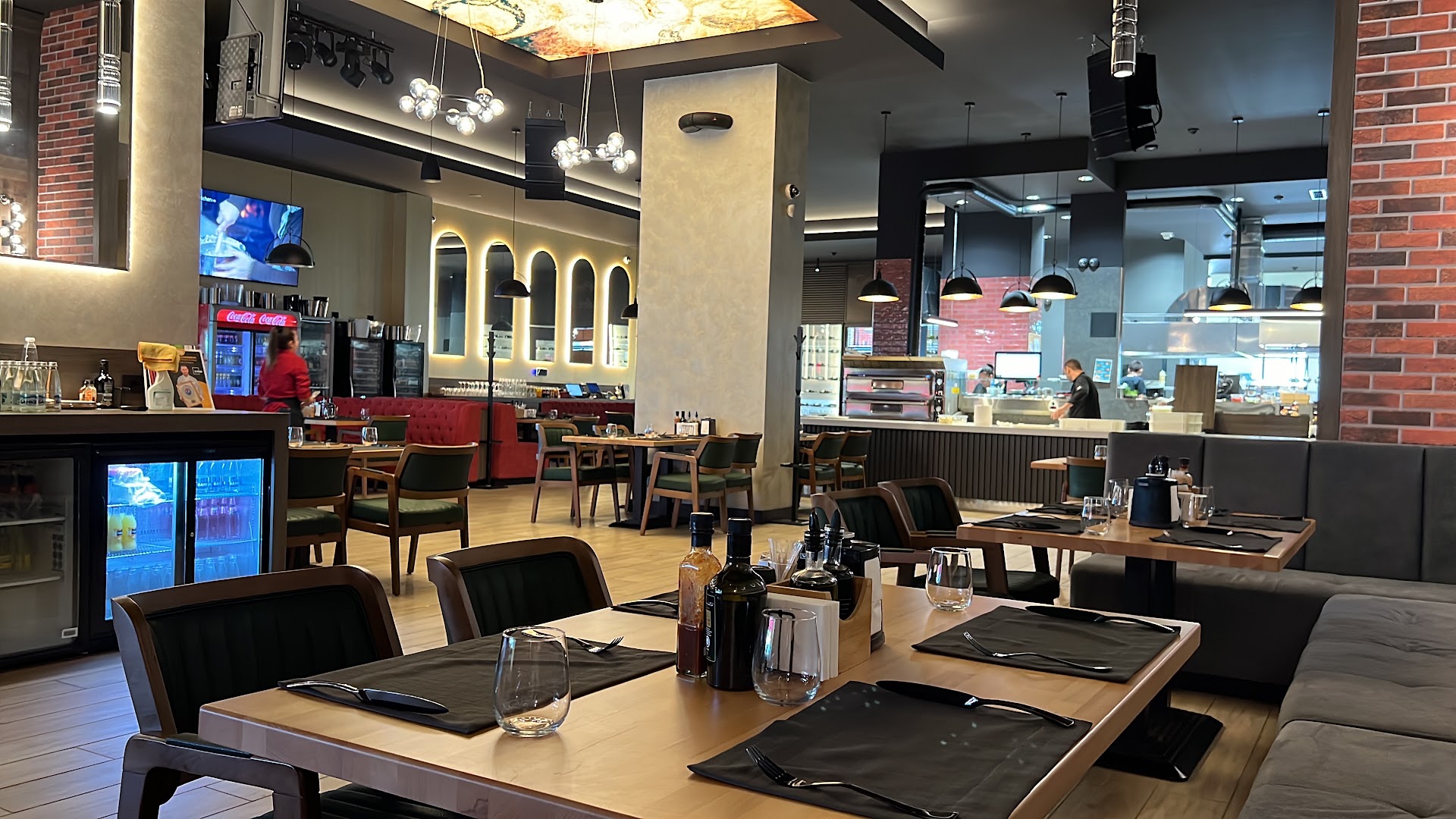 La Ferme Steakhouse: clear, inviting restaurant interior shot