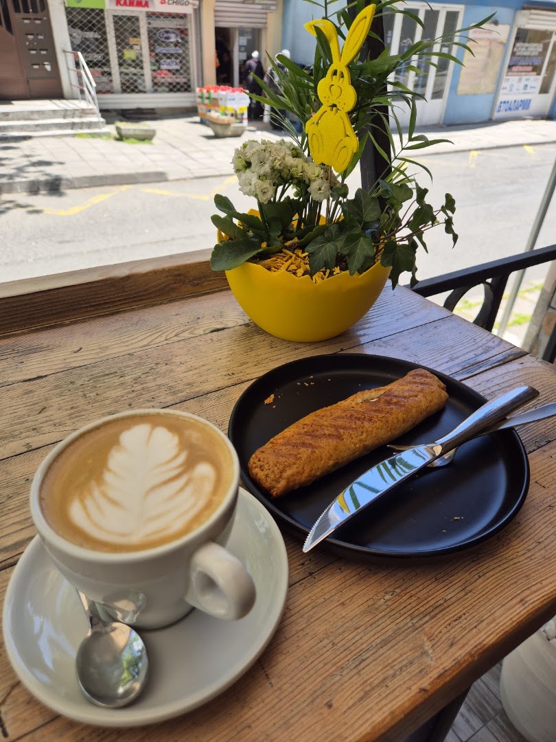 Valentinka Bakery and Sweets: appealing breakfast food and coffee