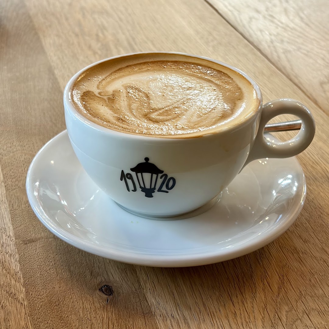 1920 Shishman: high quality photo of coffee