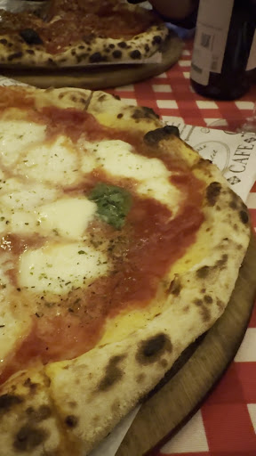 Mercanti Pizzeria & So.: appetizing photo of restaurant food