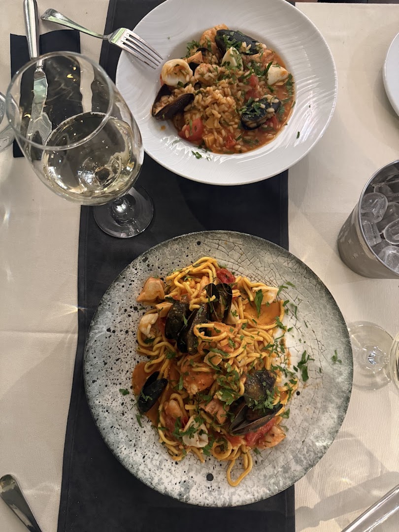 Pepperone De Napoli: appetizing food photography