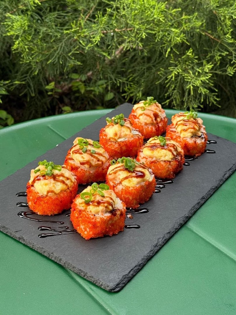 AKAI Sushi & Wok: appetizing, high-quality food photography