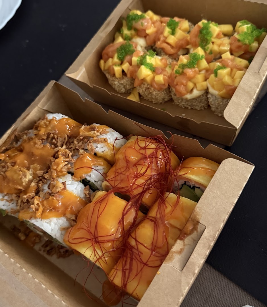 AKAI Sushi & Wok: appetizing, high-quality food photography