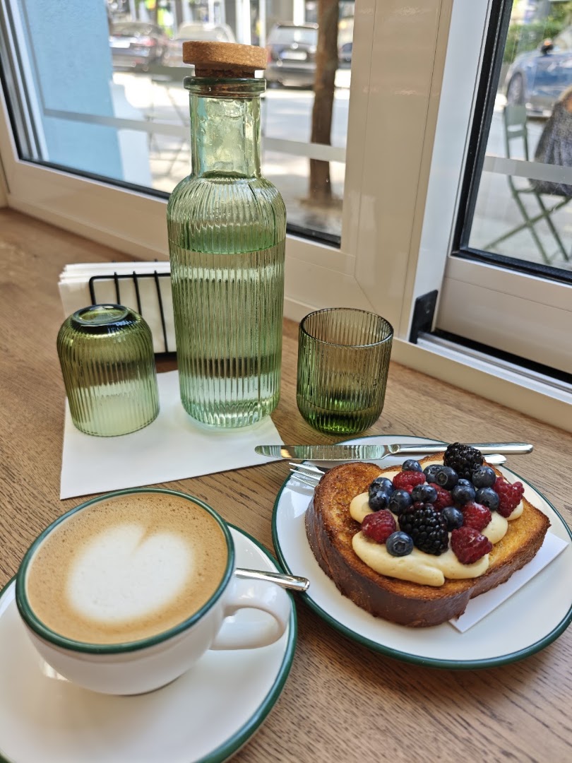 Paris Pastry: appetizing, high-quality food photography