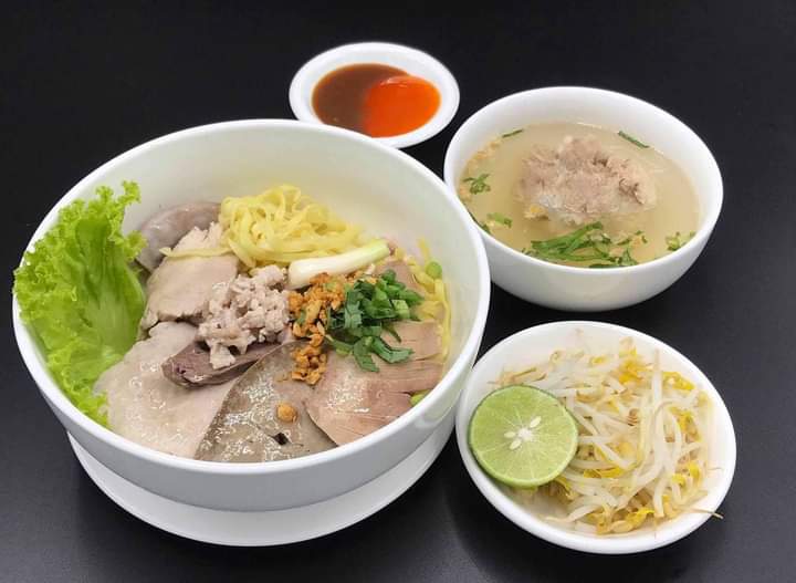 Banlung Reggae Bar and Restaurant: appetizing, high-quality food photography