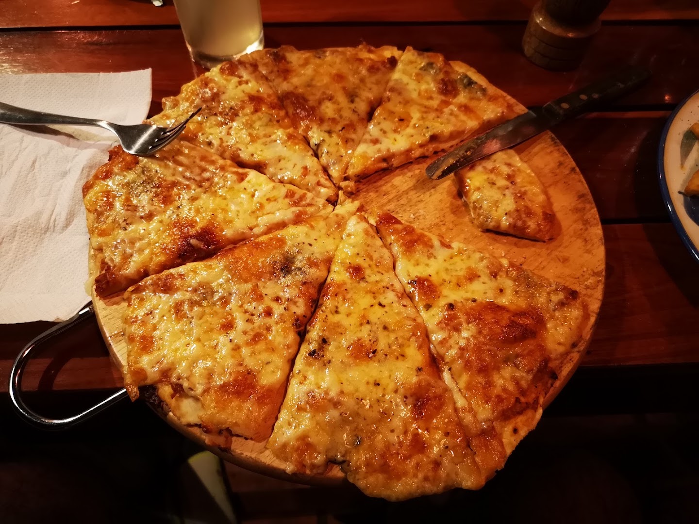 Cafe Alee: appetizing photo of served food