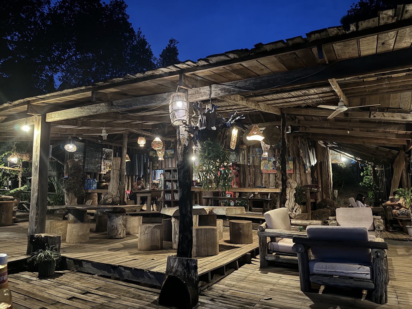 Tree Top Eco-Lodge: inviting atmosphere and quality lighting